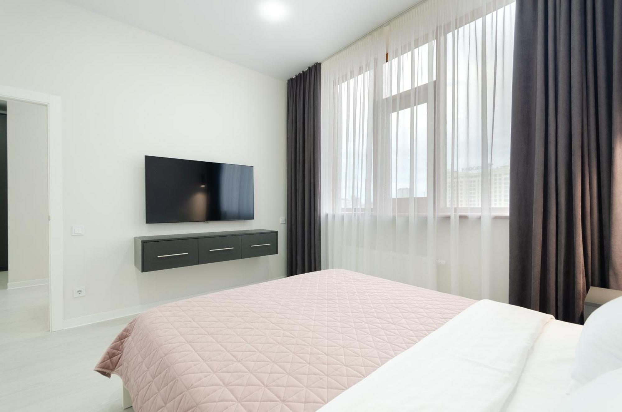 Petrovdom Inn Rc Diplomat Hall -The Smart Hotel Apartment Panoramic City View I Kiev Ngoại thất bức ảnh